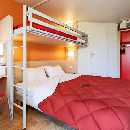Premiere Classe Hotel Plaisir
