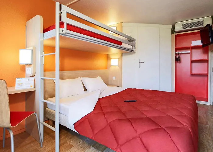 Premiere Classe Hotel Plaisir